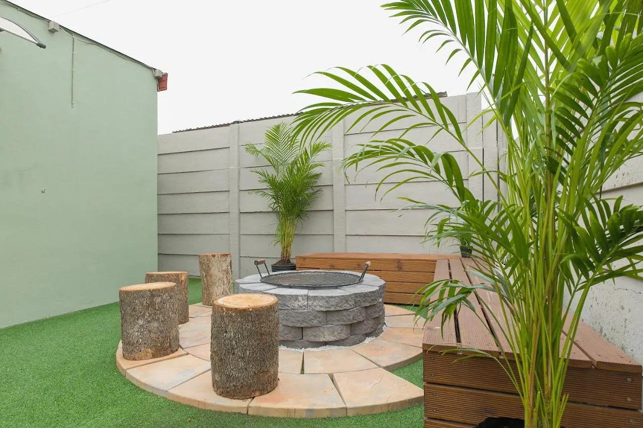 ** Guest house Peace Love And Joy Self Catering Units Port Elizabeth South Africa